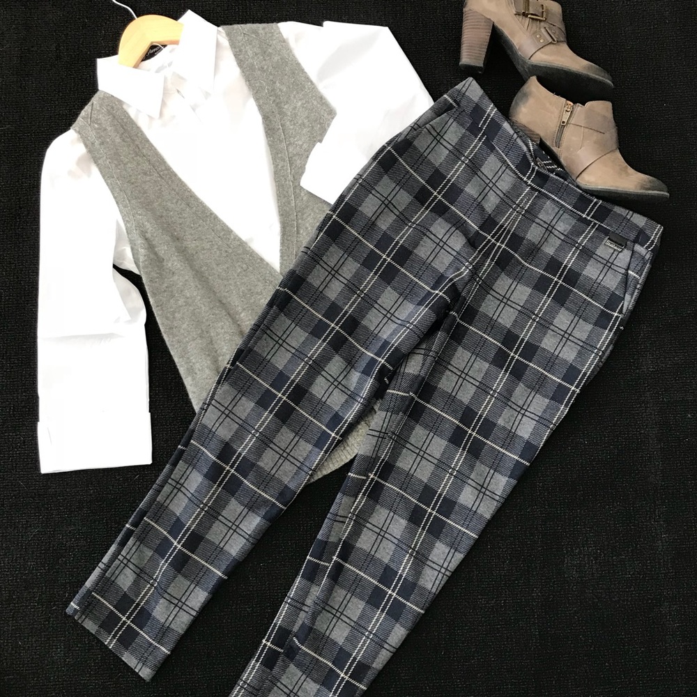 Soshow Grey and Navy Plaid Slim Fit Pants